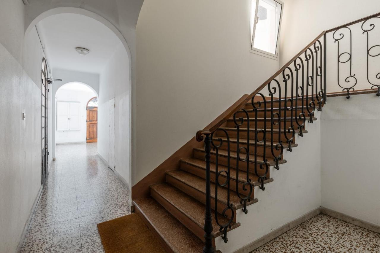 Cozy Mezzanine Apartment By Wonderful Italy Bologna Bagian luar foto