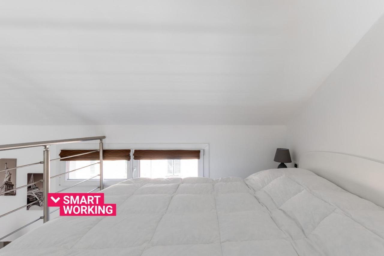 Cozy Mezzanine Apartment By Wonderful Italy Bologna Bagian luar foto